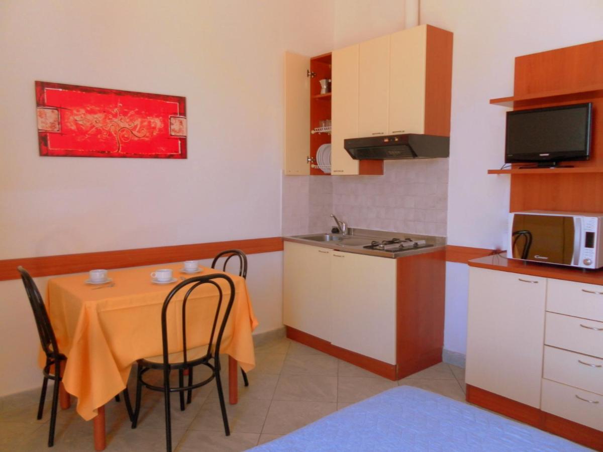 Residence Buena Vista Ріміні Номер фото