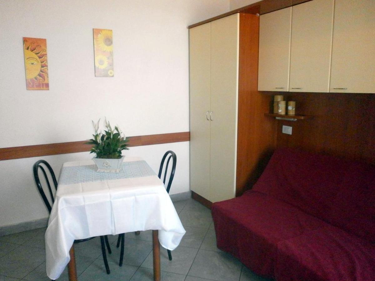 Residence Buena Vista Ріміні Номер фото