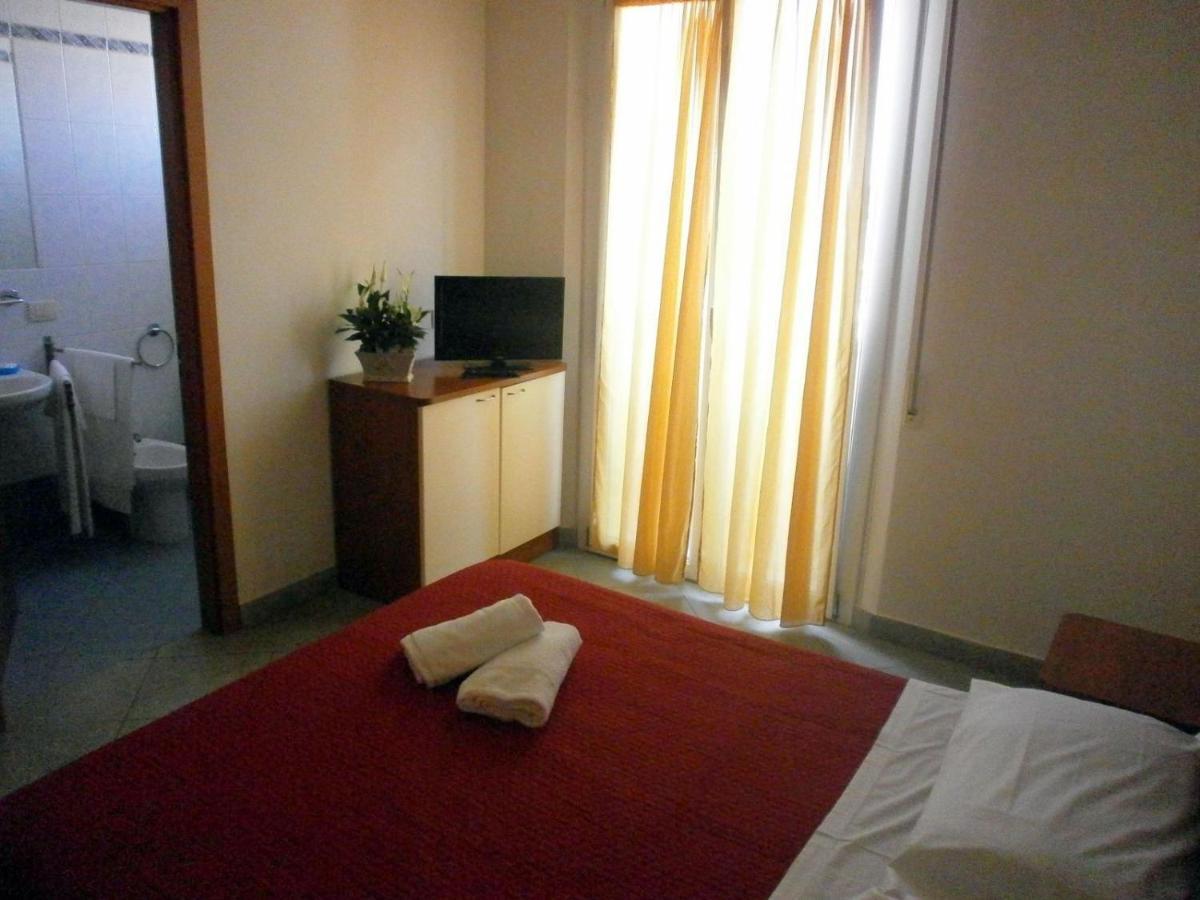 Residence Buena Vista Ріміні Номер фото
