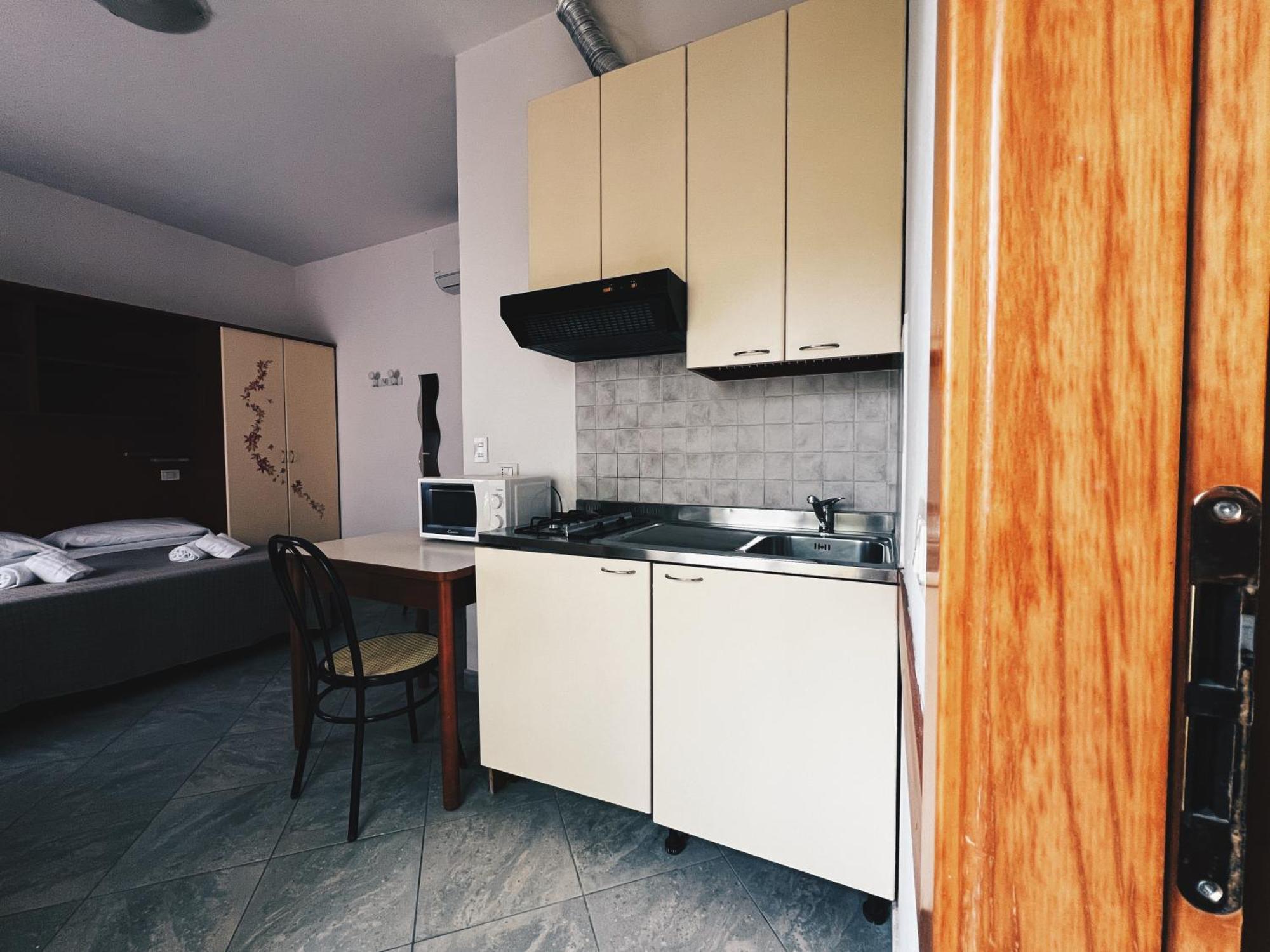 Residence Buena Vista Ріміні Екстер'єр фото