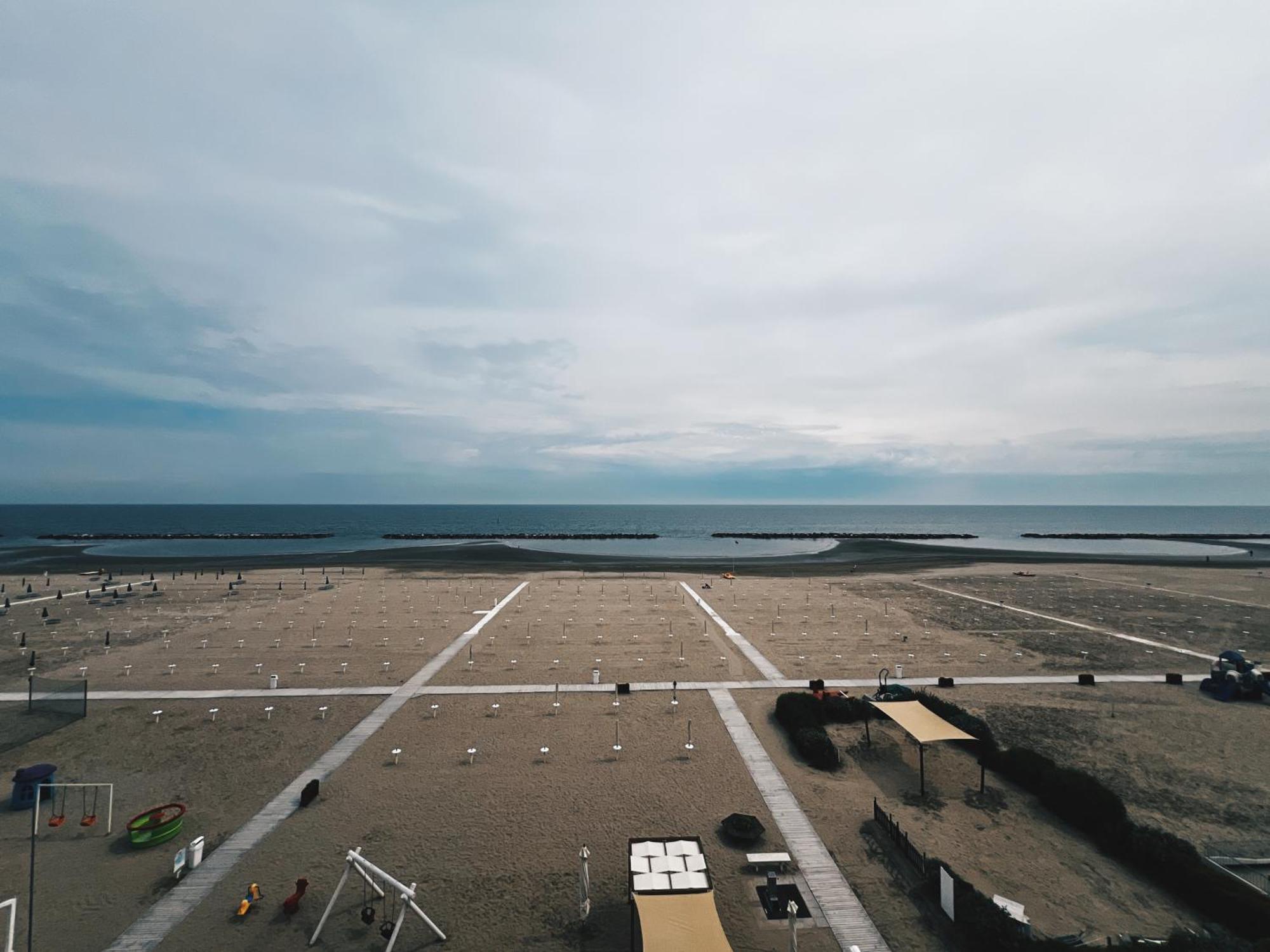 Residence Buena Vista Ріміні Екстер'єр фото